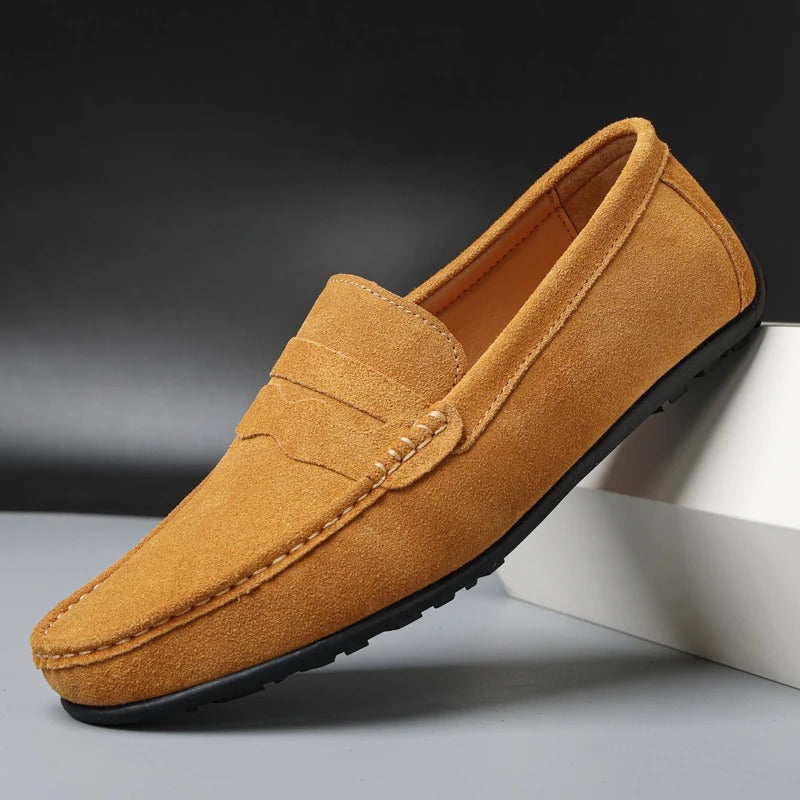 KISSENIA | Noble Suede Loafers