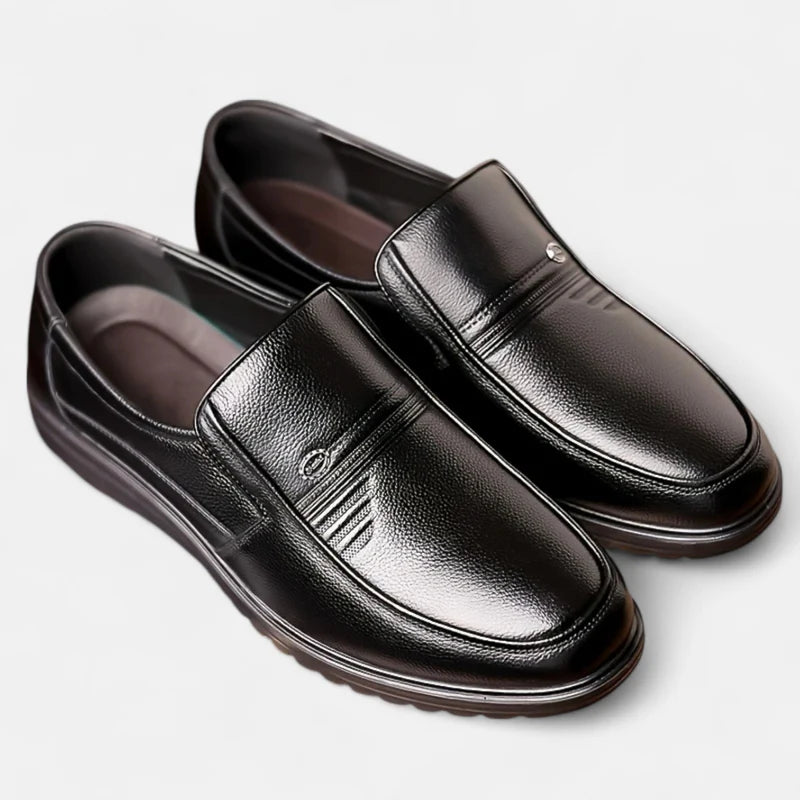 KISSENIA | Signature Penny Loafers